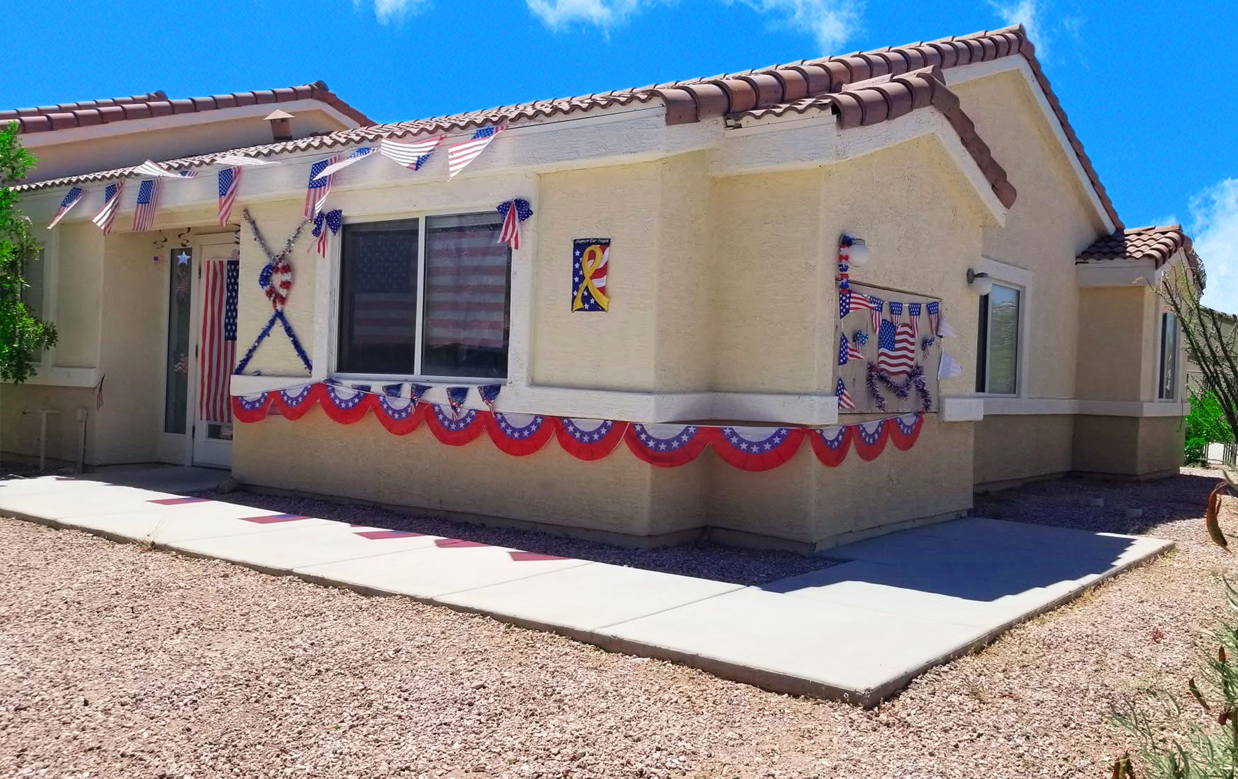 This image shows the entrance of one of Las Casas de Quartzsite Apartments units